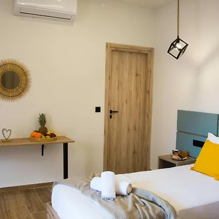 بيت ضيافة Big Max Kávos